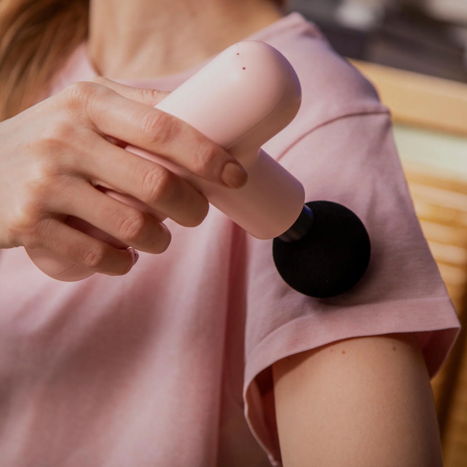 LOLA  Massagepistol - Pamper Pink