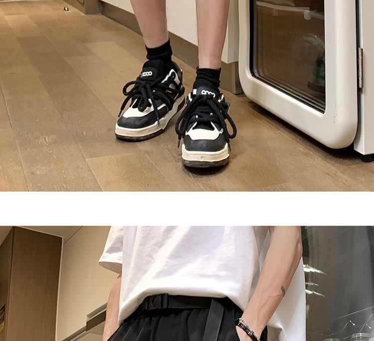 POSI - Cargoshorts met elastische taille en lettersapplicatie