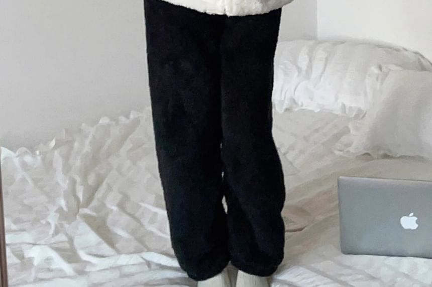 GOUB - Pyjamaset: Lange mouwen, fleece top met capuchon en pandamotief, knopen en broek