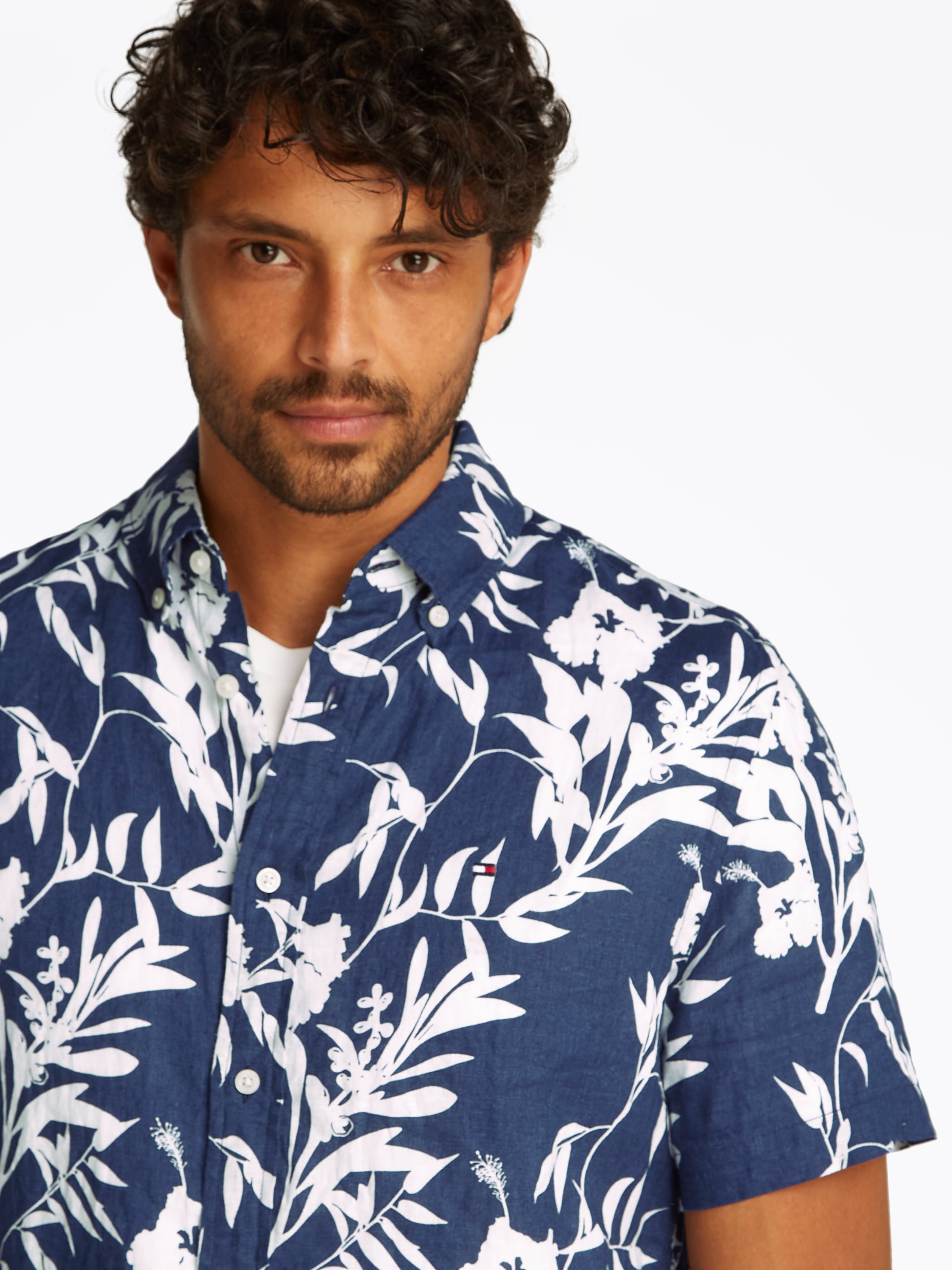 Tommy Hilfiger Leinenhemd »LINEN TROPICAL PRT SS Regular Fit SHIRT«, mit Allover Flowerprint