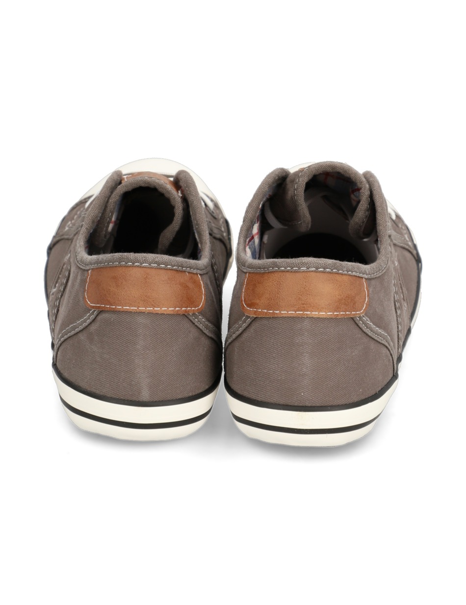 Canvas Sneaker