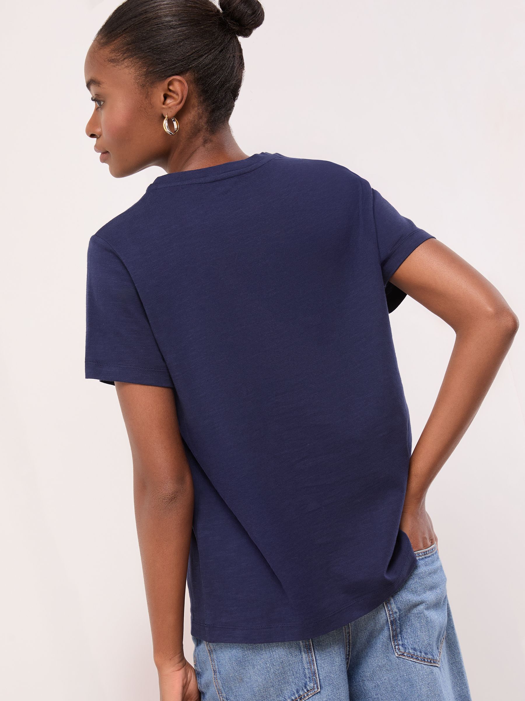 Navy Blue Embellished Tree - Lipsy T-shirt met ronde hals