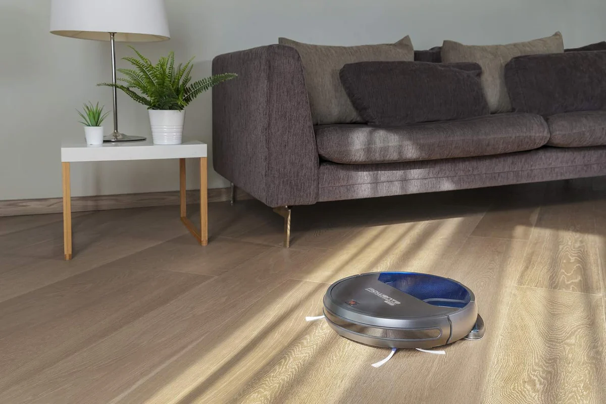 Aspirateur robot autonome Smart Force Essential bleu noir Rowenta