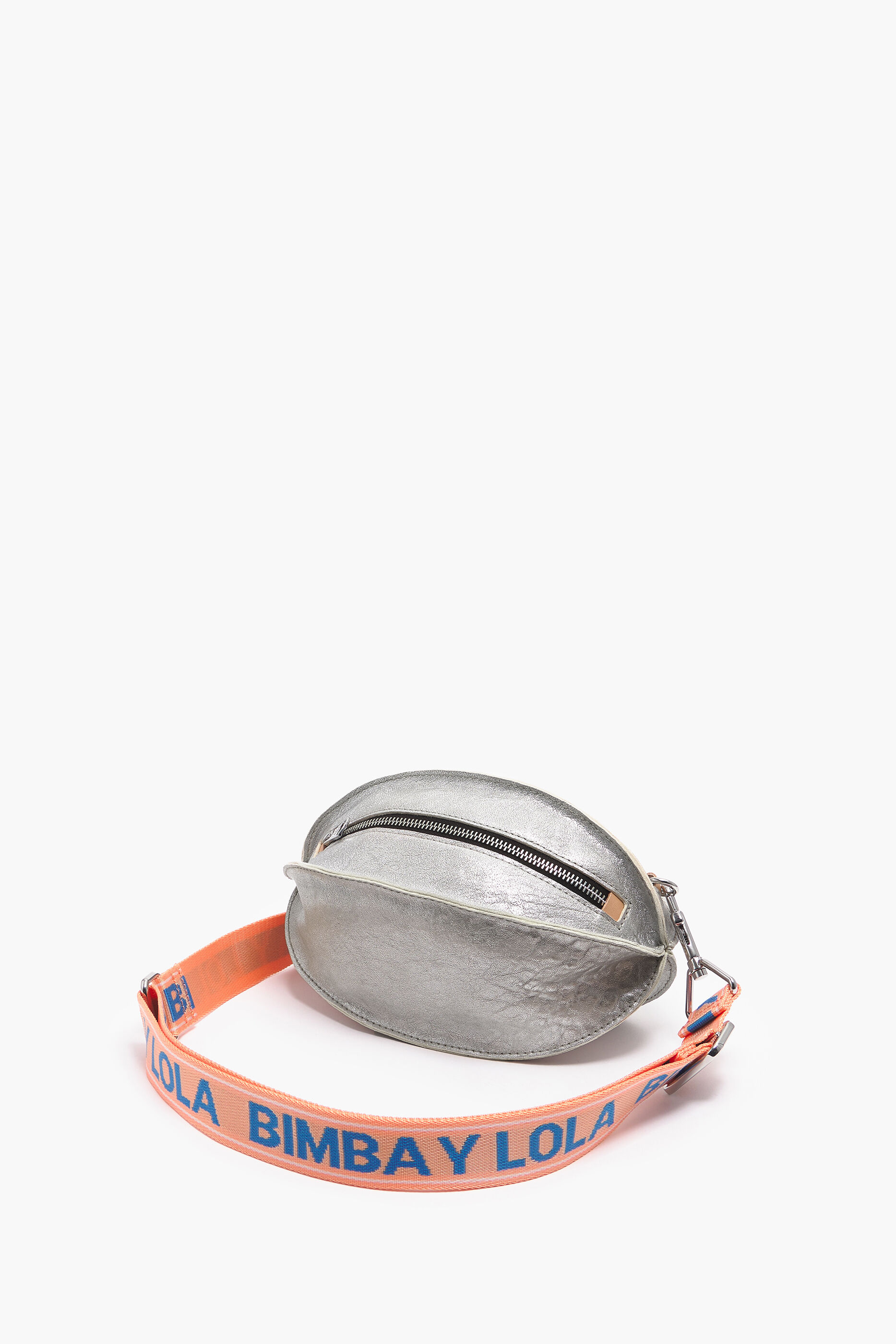 Bolsa Pelota S em couro prateado