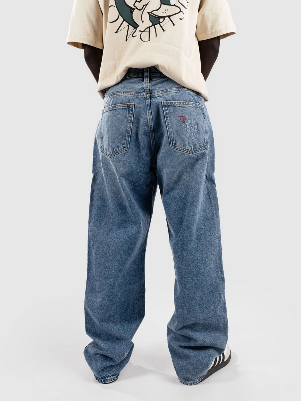 Beyond Medals Loose Jeans blue