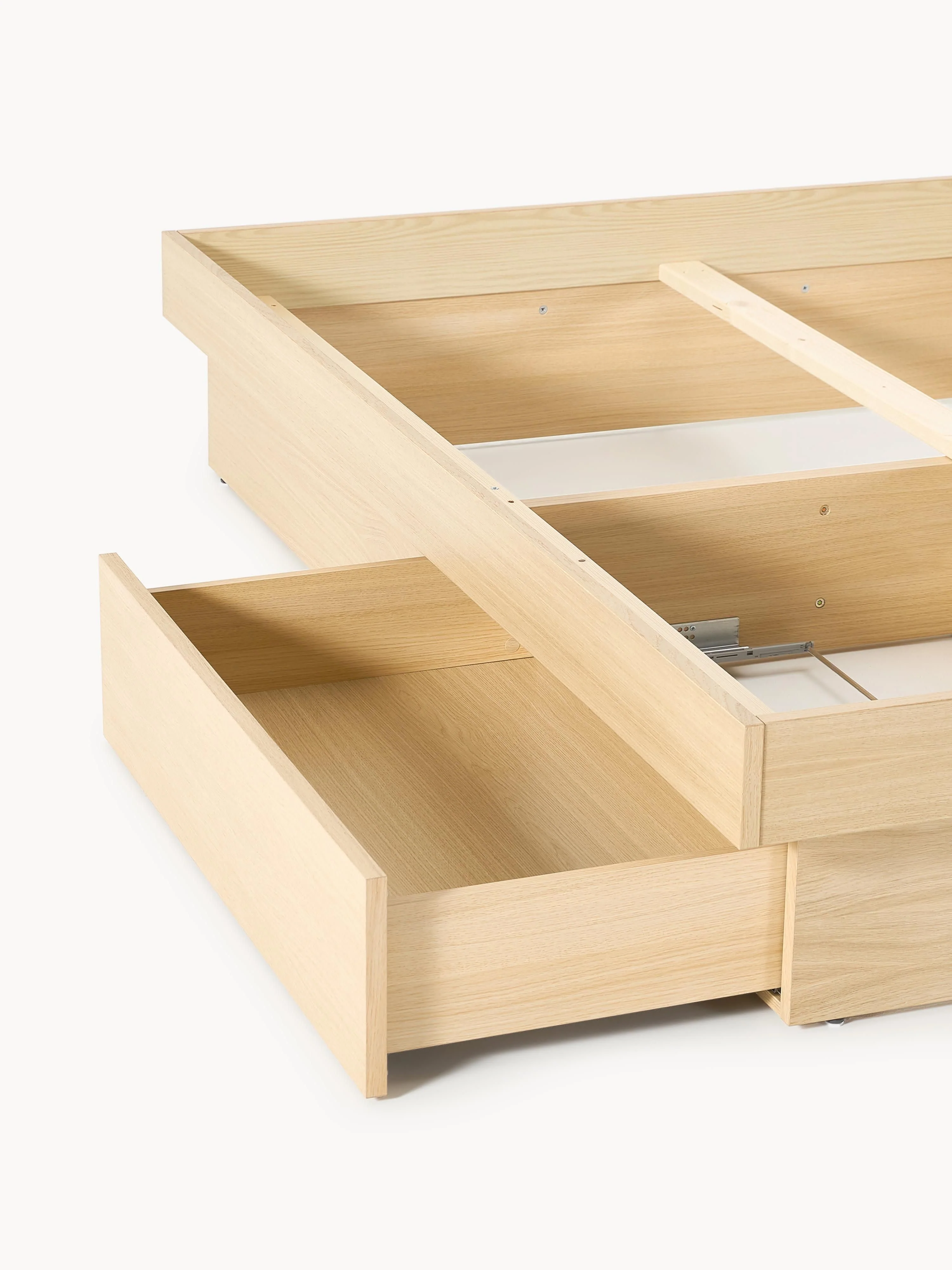 Houten bed Sato met lades