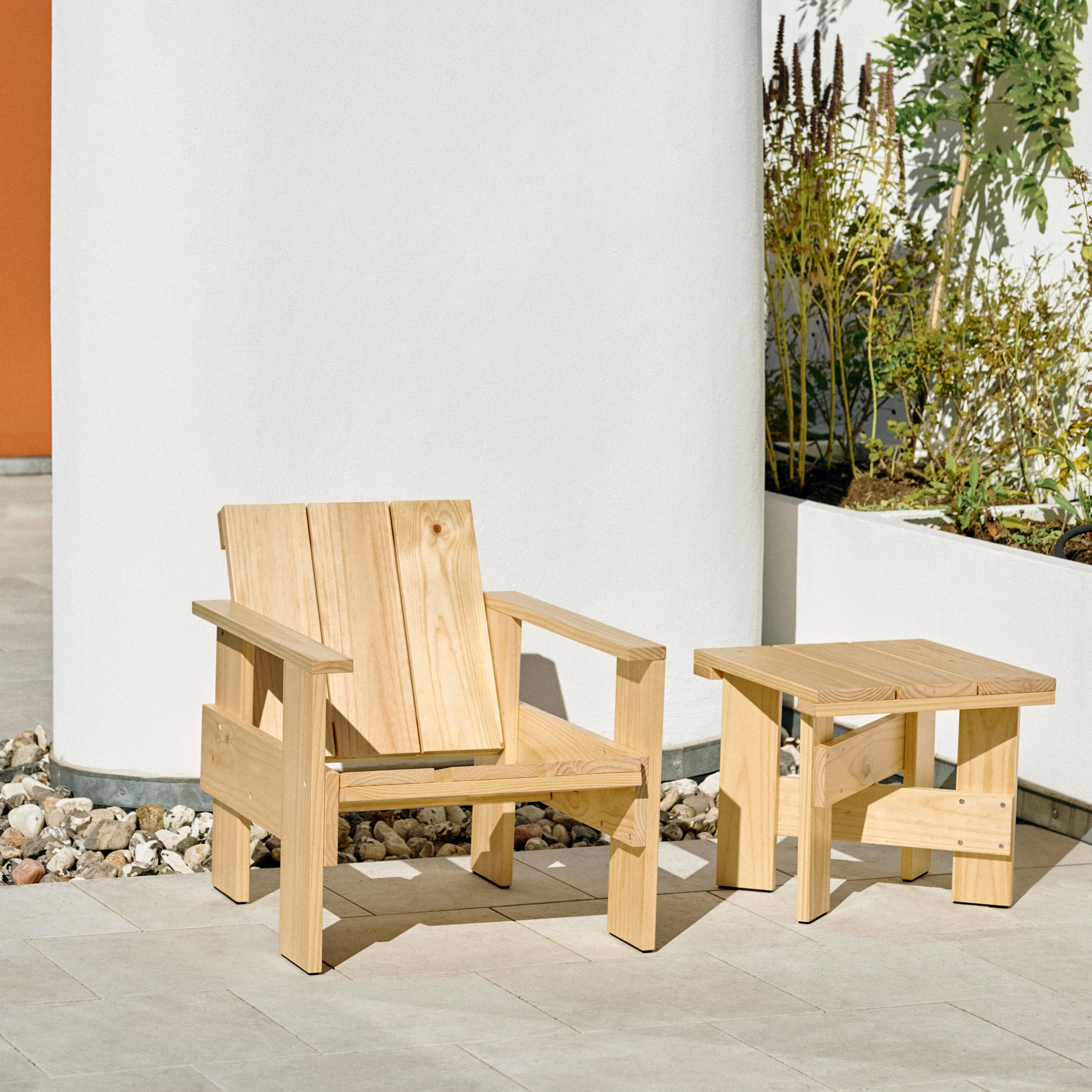 Loungestoel Crate Pinewood gelakt