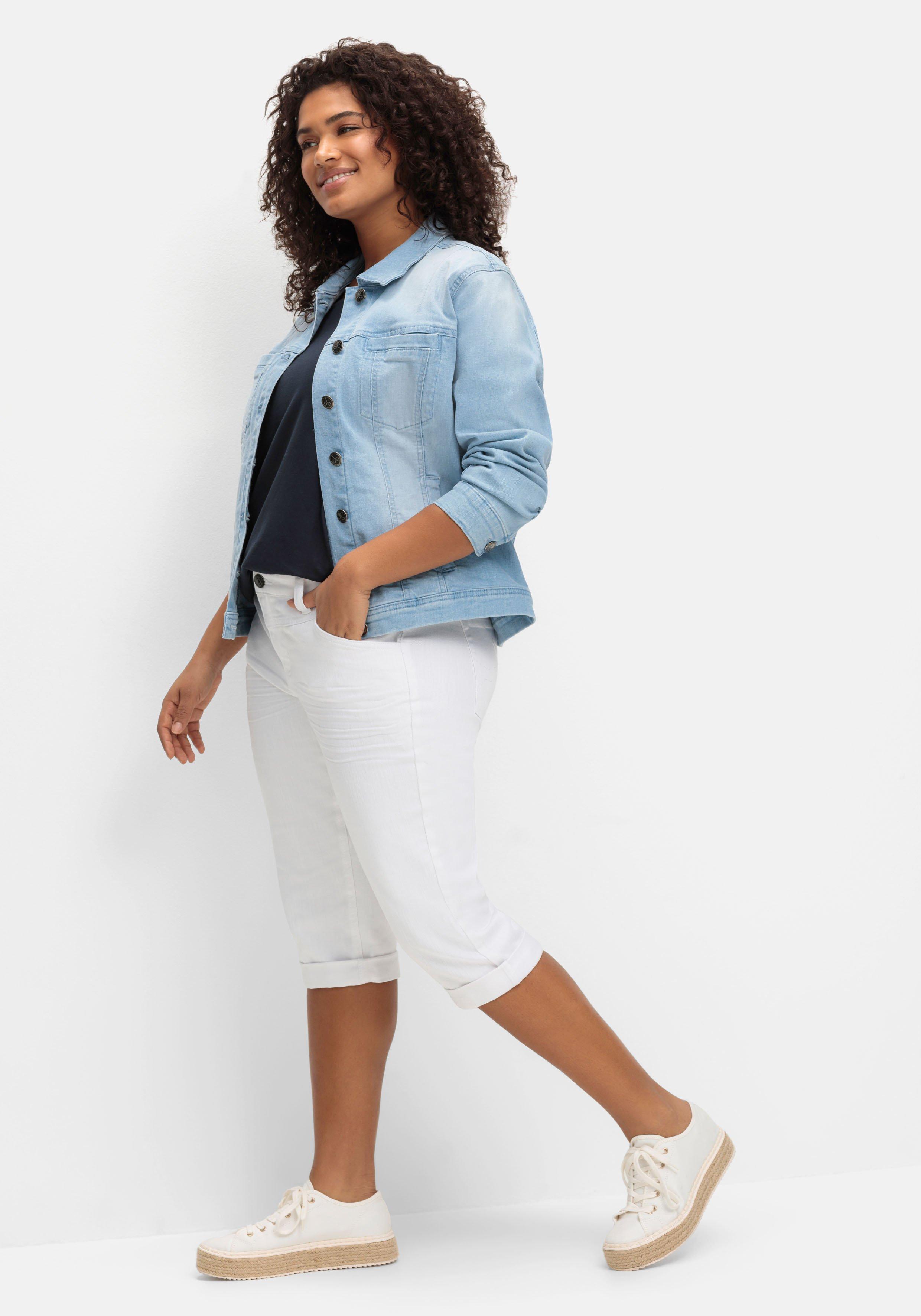 Schmale Caprijeans mit Used-Effekten