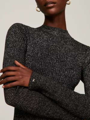 Vestido longo metálico acinturado e evasê