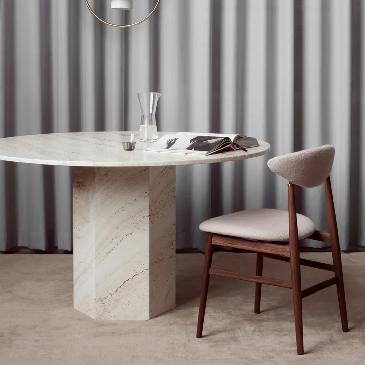 Gubi - Epic Esstisch, Ø 130 cm, neutral white