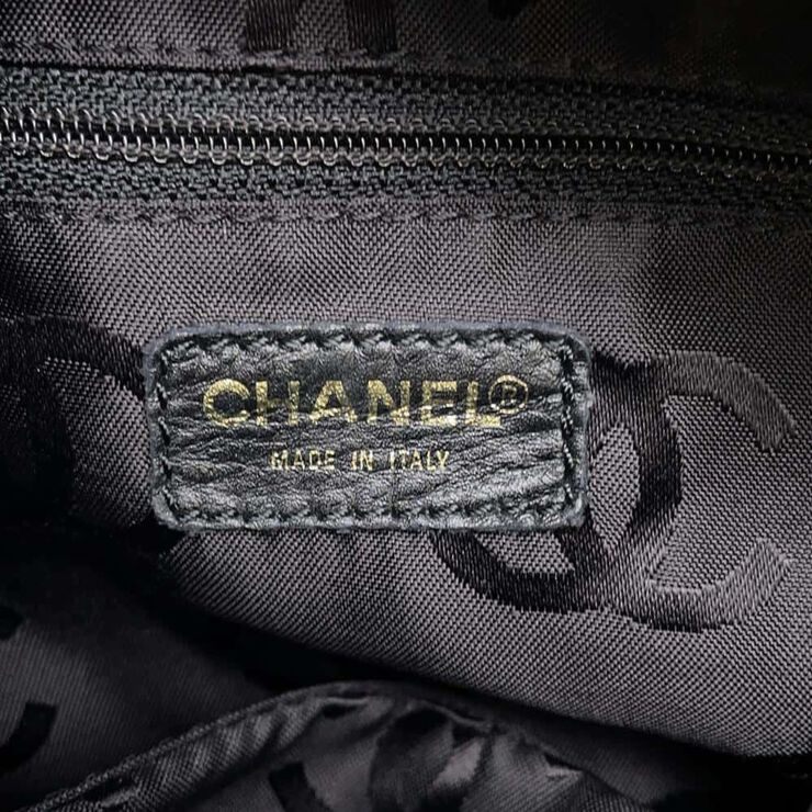 Chanel Vintage Chanel Shoulder Bag Black
