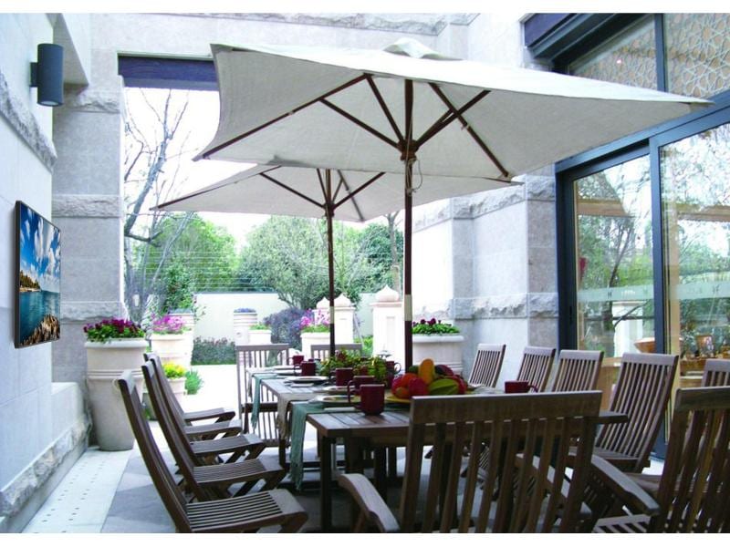 Multibrackets Wandhalterung Outdoor-Halterung 6683 Schwarz M Universal Wallmount Outdoor Fixed 600 MAX