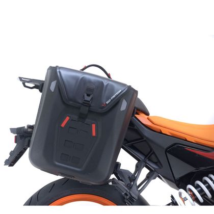 Sacoches cavalières SW-MOTECH SysBag WP M/M (17-23 litres x 2) complet avec support - Noir