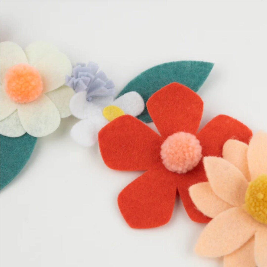 Meri meri slinger vilten bloemen