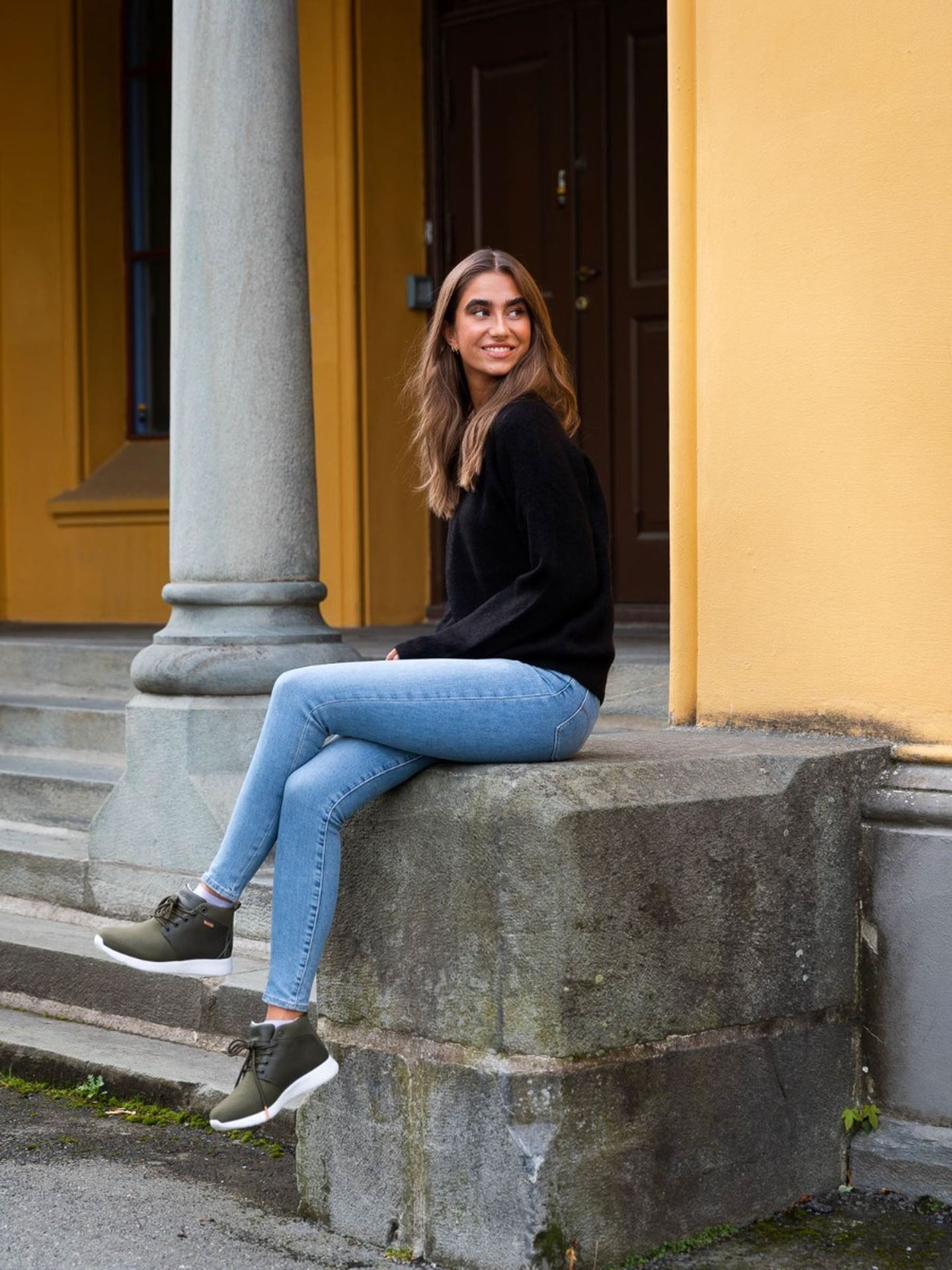 Femme Mohair O-Neck Pullover