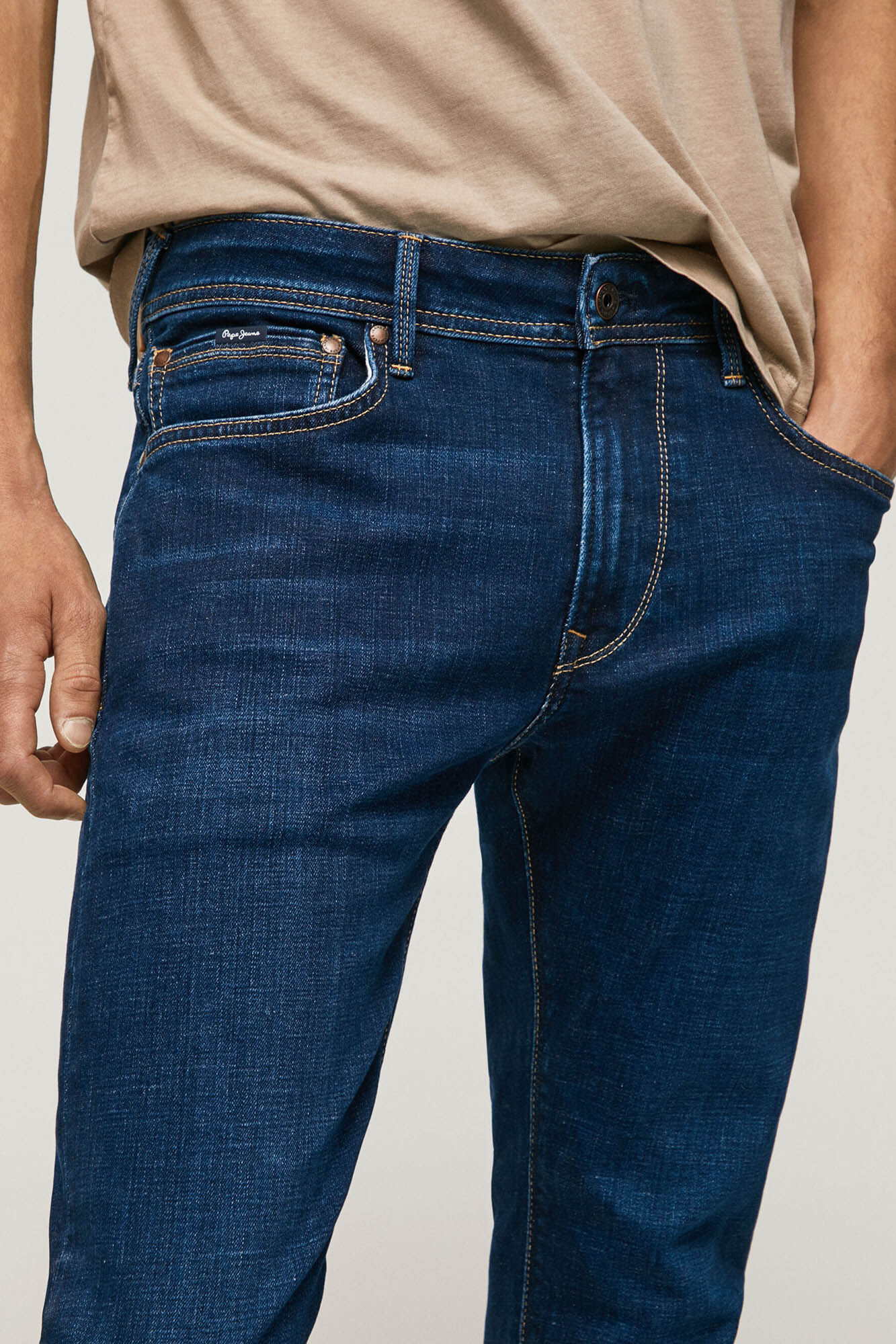 Calça jeans masculina de corte regular