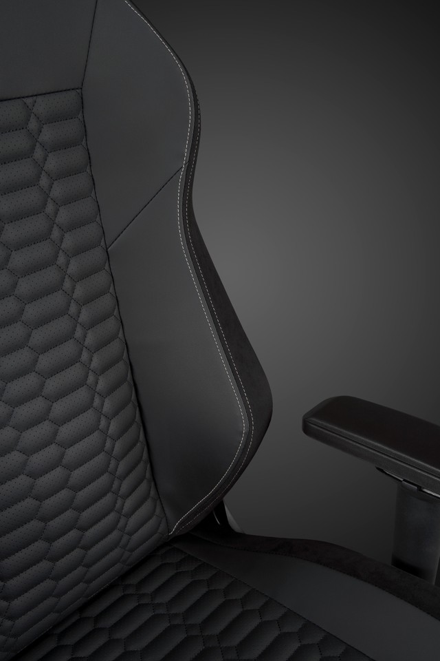 Apollon Classic / Silver Ghost Black seat + Silver logo