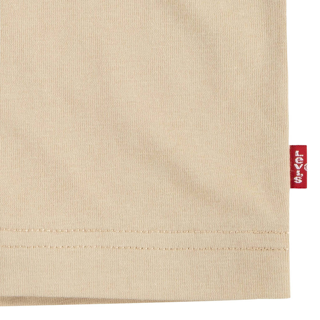 Levi's T-shirt FORESTED MOUNTAINS BATWING met logo beige