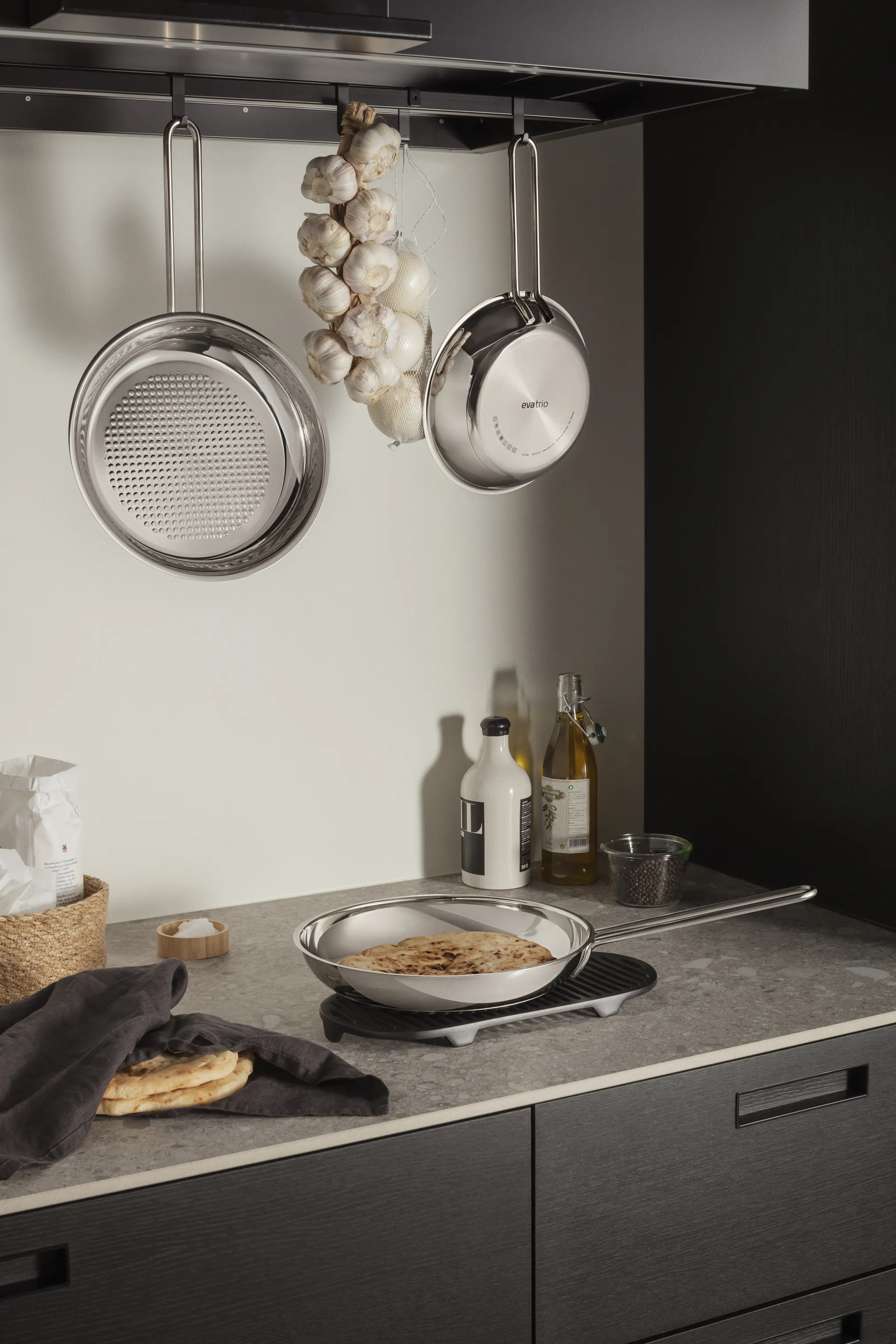 Eva Trio Stainless Steel Stegepande