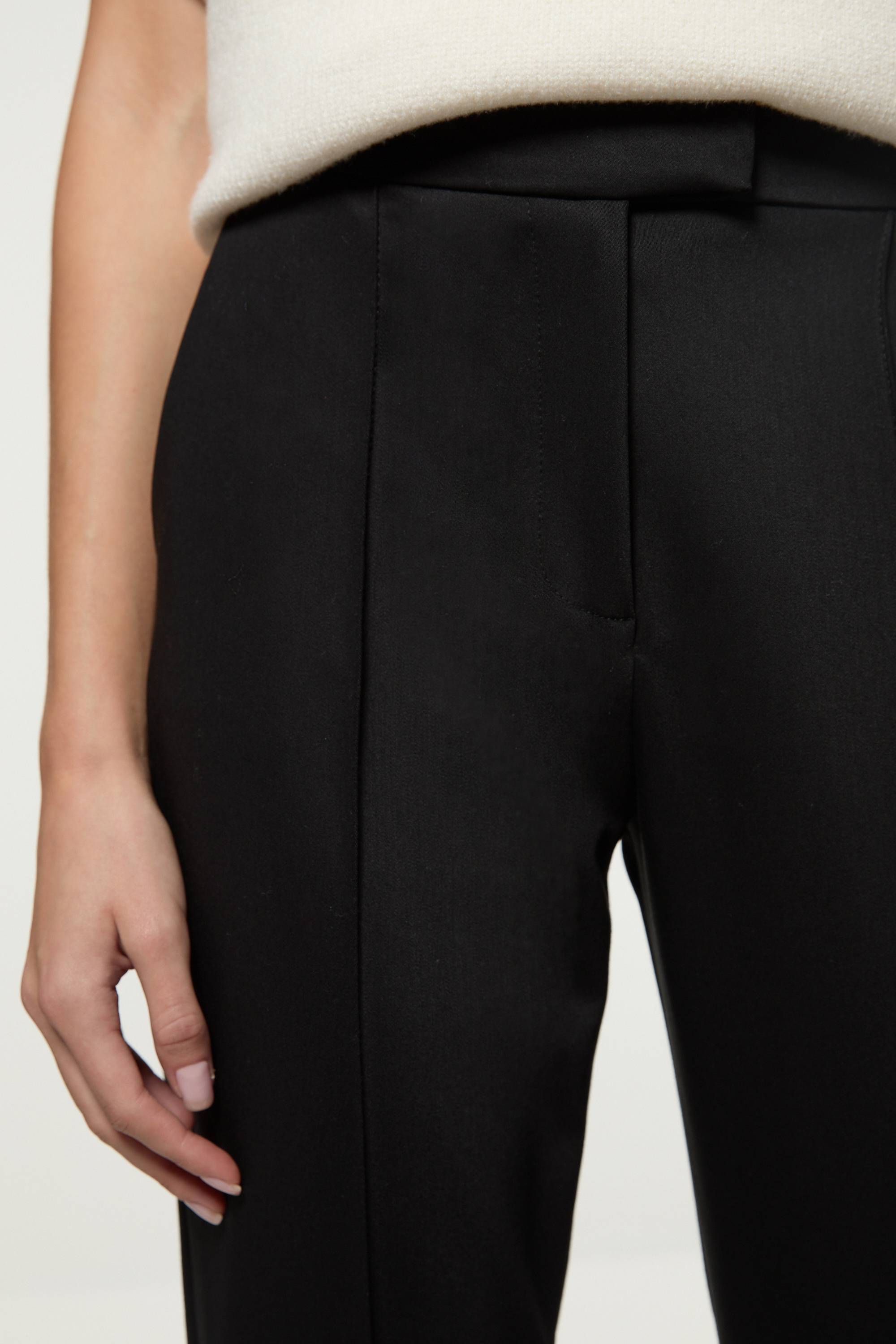 KarenMillen Pantalon droit pour femmes petites à plis pintuck sur mesure