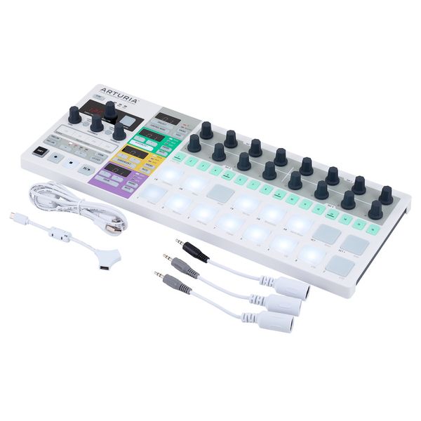 Arturia Beatstep Pro Bag Bundle