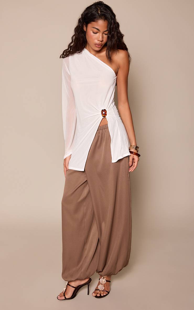 Blanc Haut Long Asymétrique En Mesh Transparent Avec Détail D'anneau