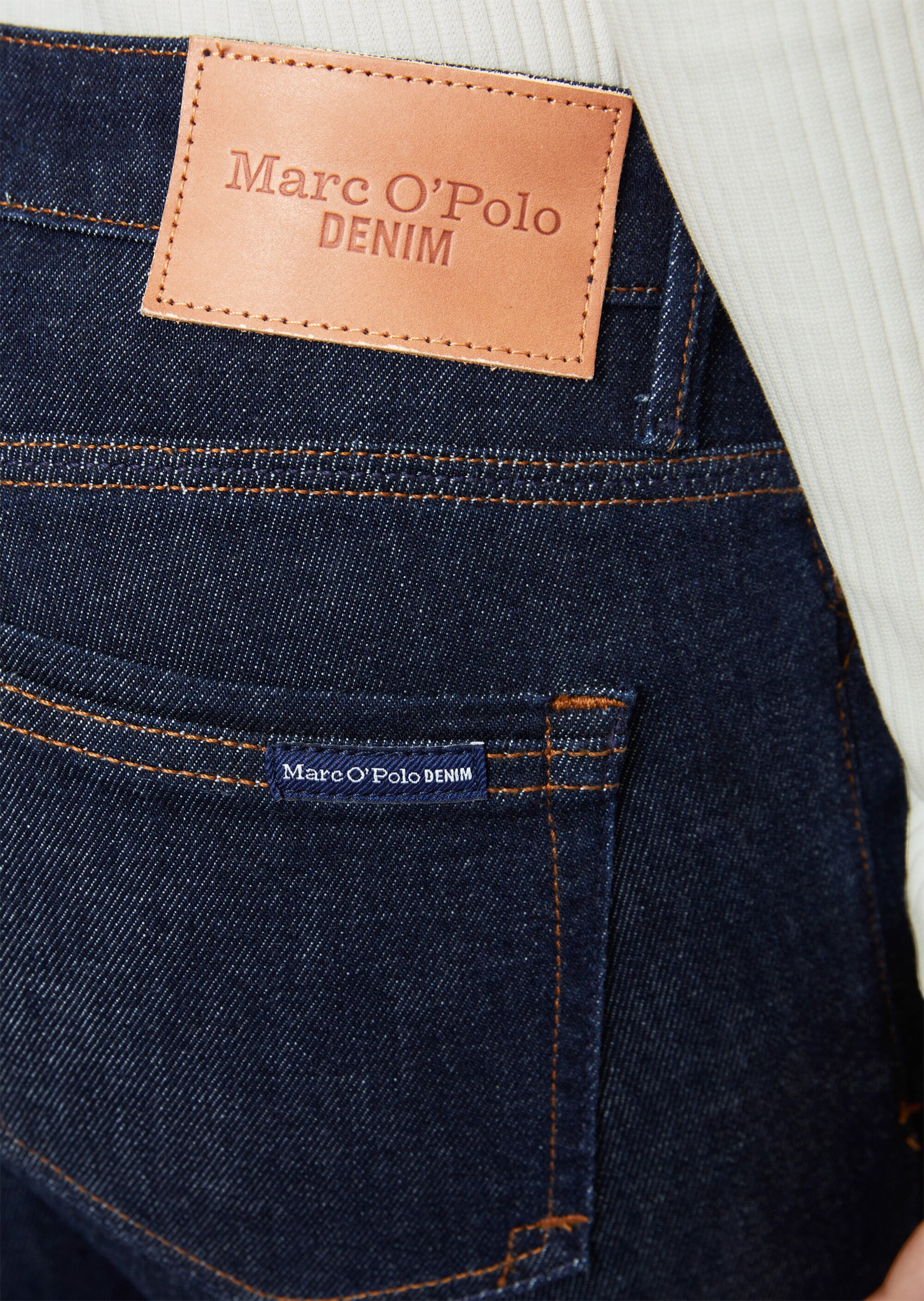 Jeans Modell SIV skinny low waist aus stretchigem Bio-Baumwolle-Mix