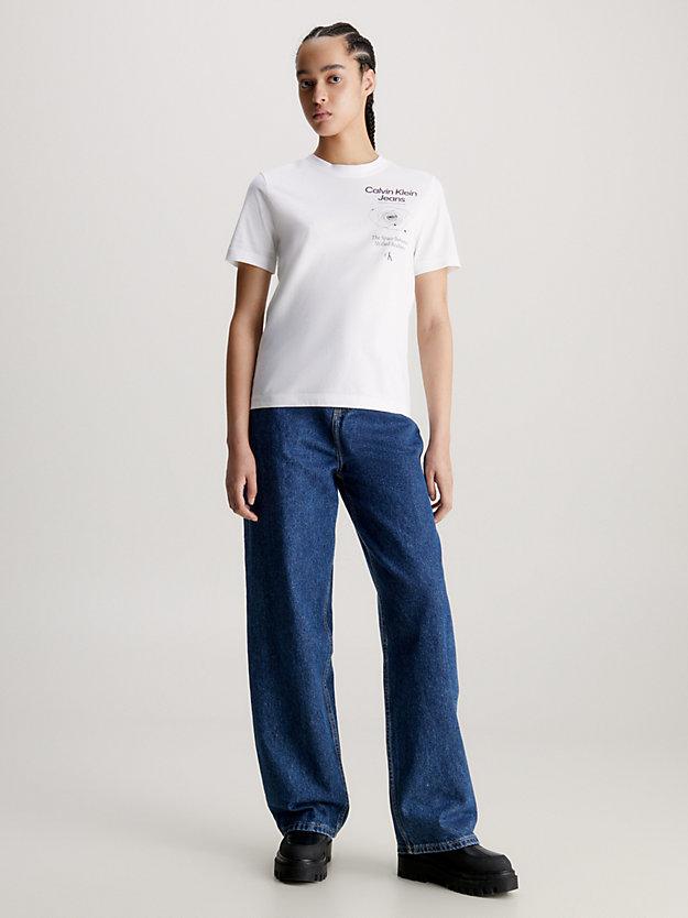 Camiseta estampada com corte relaxado nas costas