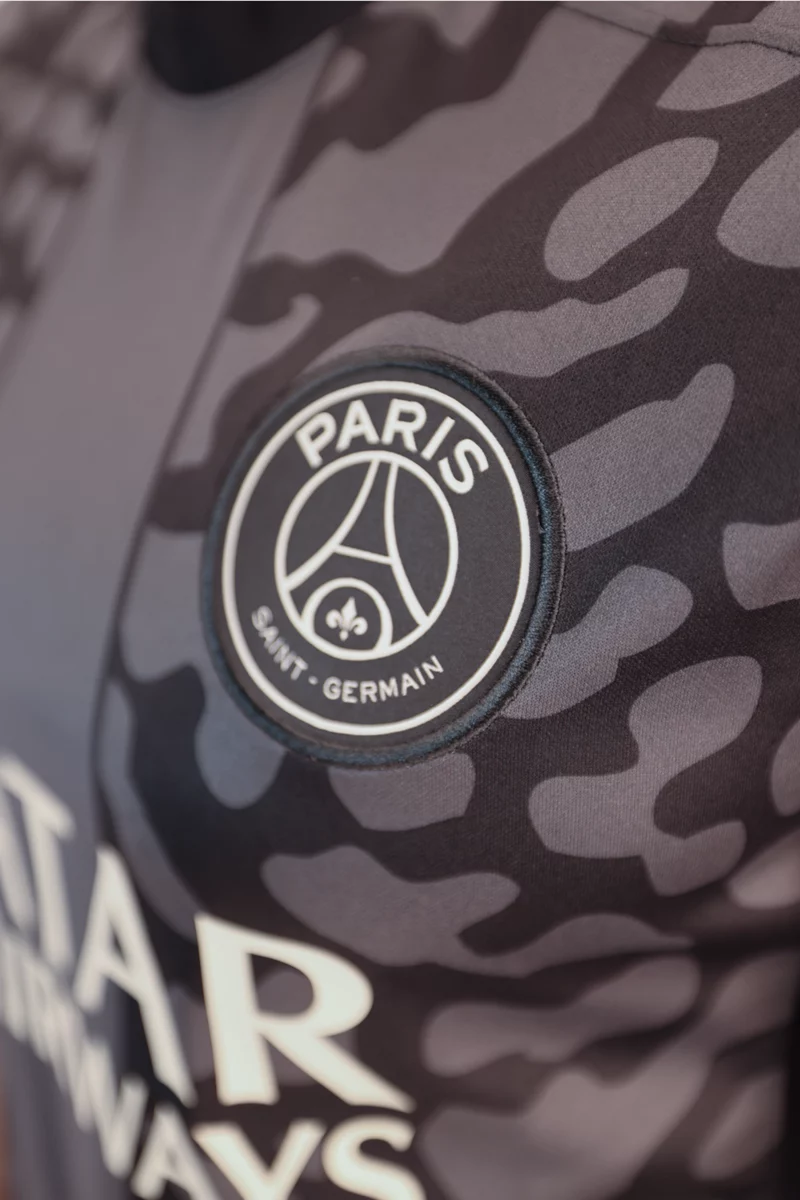 Nike Paris Saint-Germain Stadium 3rd Replica Herren Fussballtrikot 2324