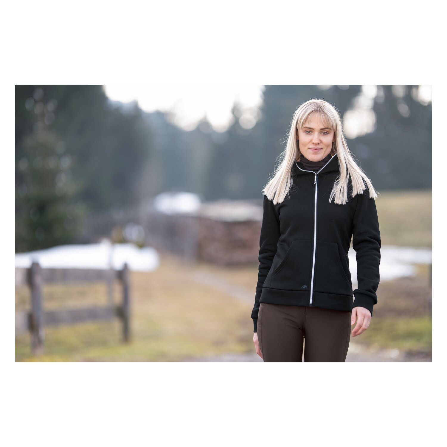 black forest Sweatjacke mit hohem Kragen - black