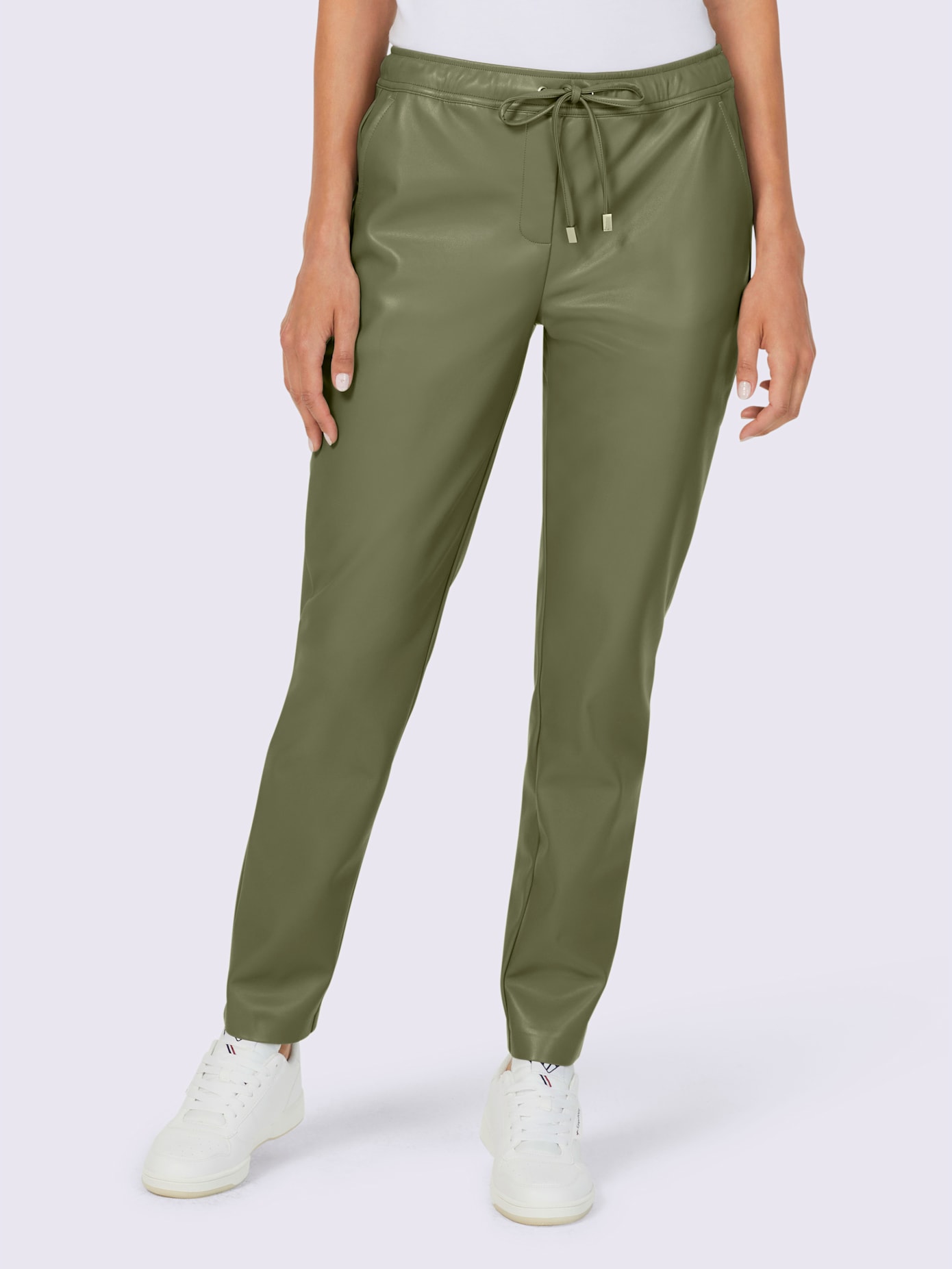 Pantalon en imitation cuir synthétique joliment brillant