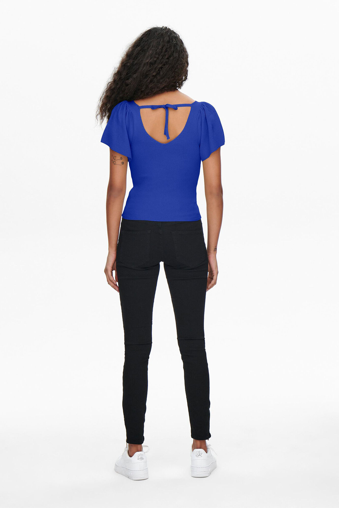 Blusa de manga curta com amarração