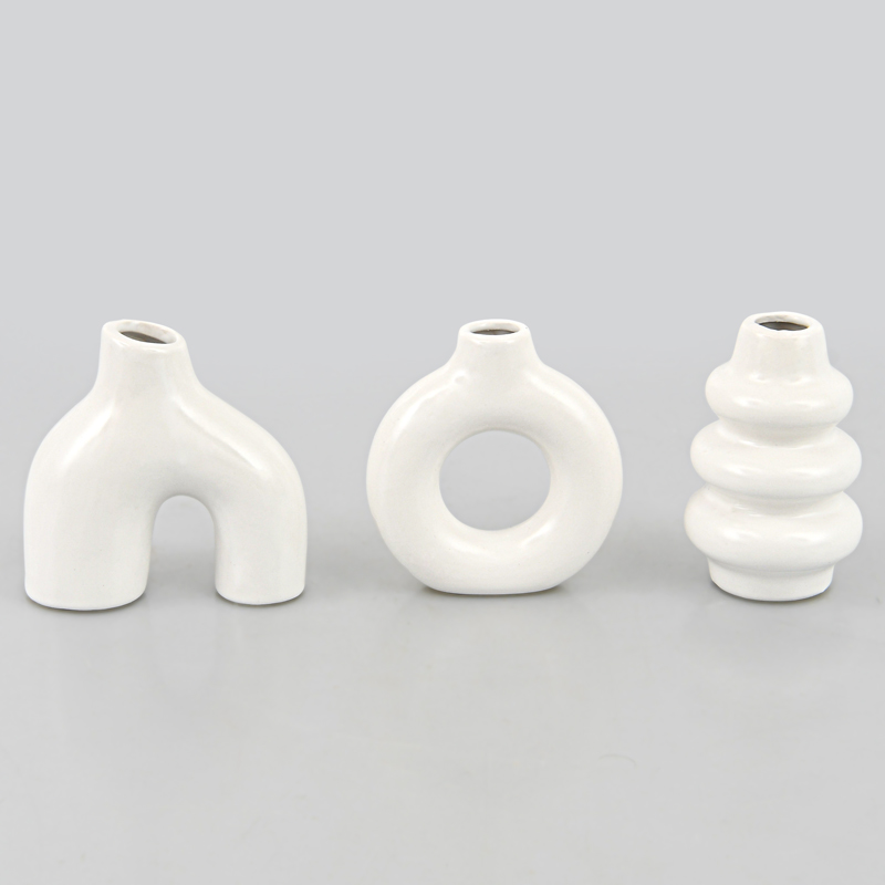 Set de 3 petits vases en dolomite blanc