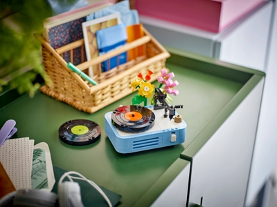LEGO Platenspeler met bloemen (31172)