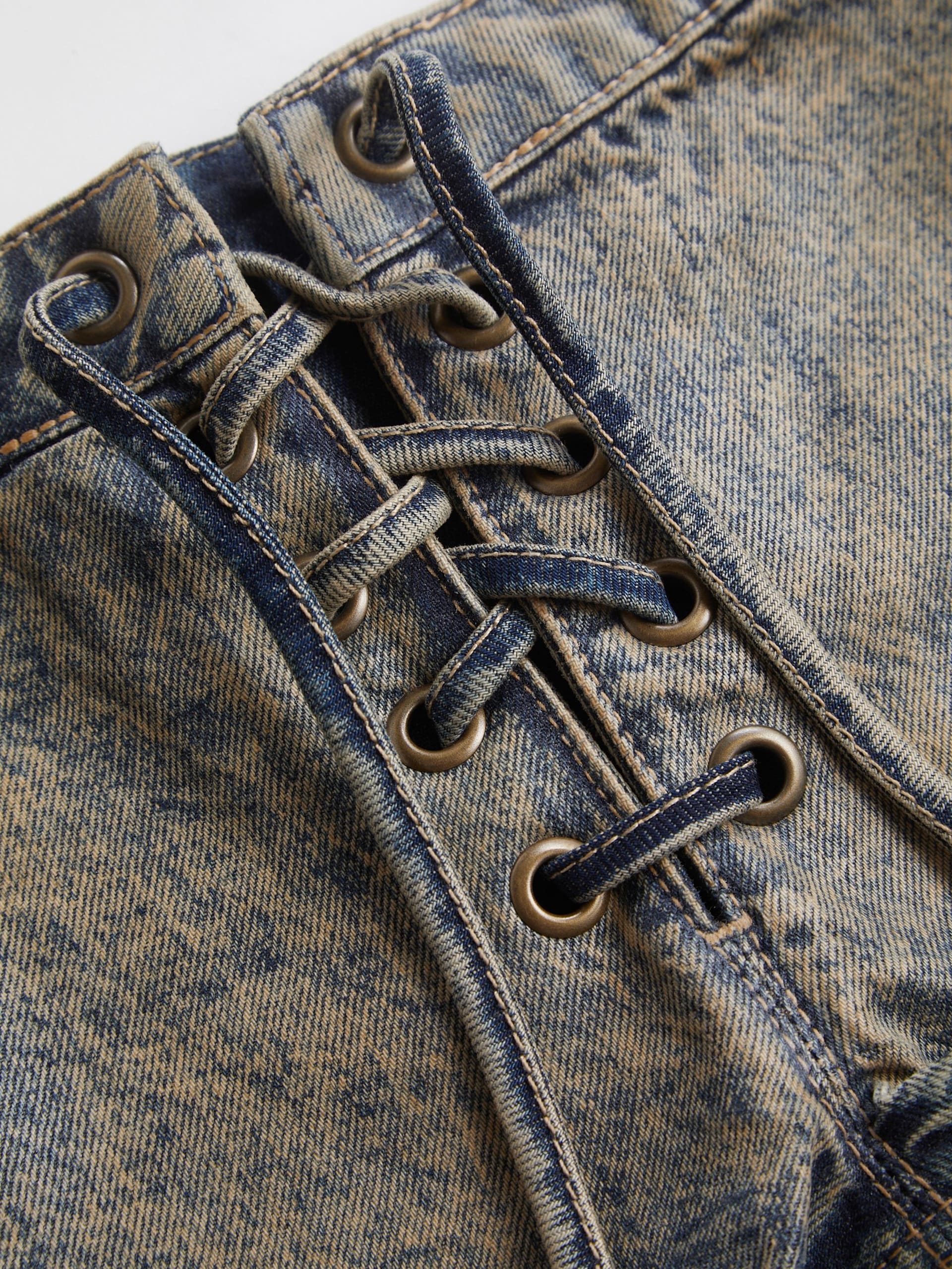 shorts jeans curtos revestidos