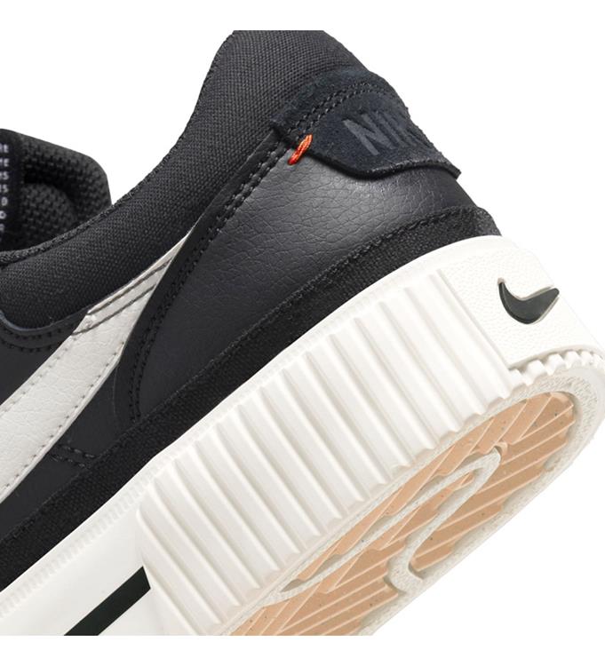 Nike Women Court Legacy Lift Sneakers