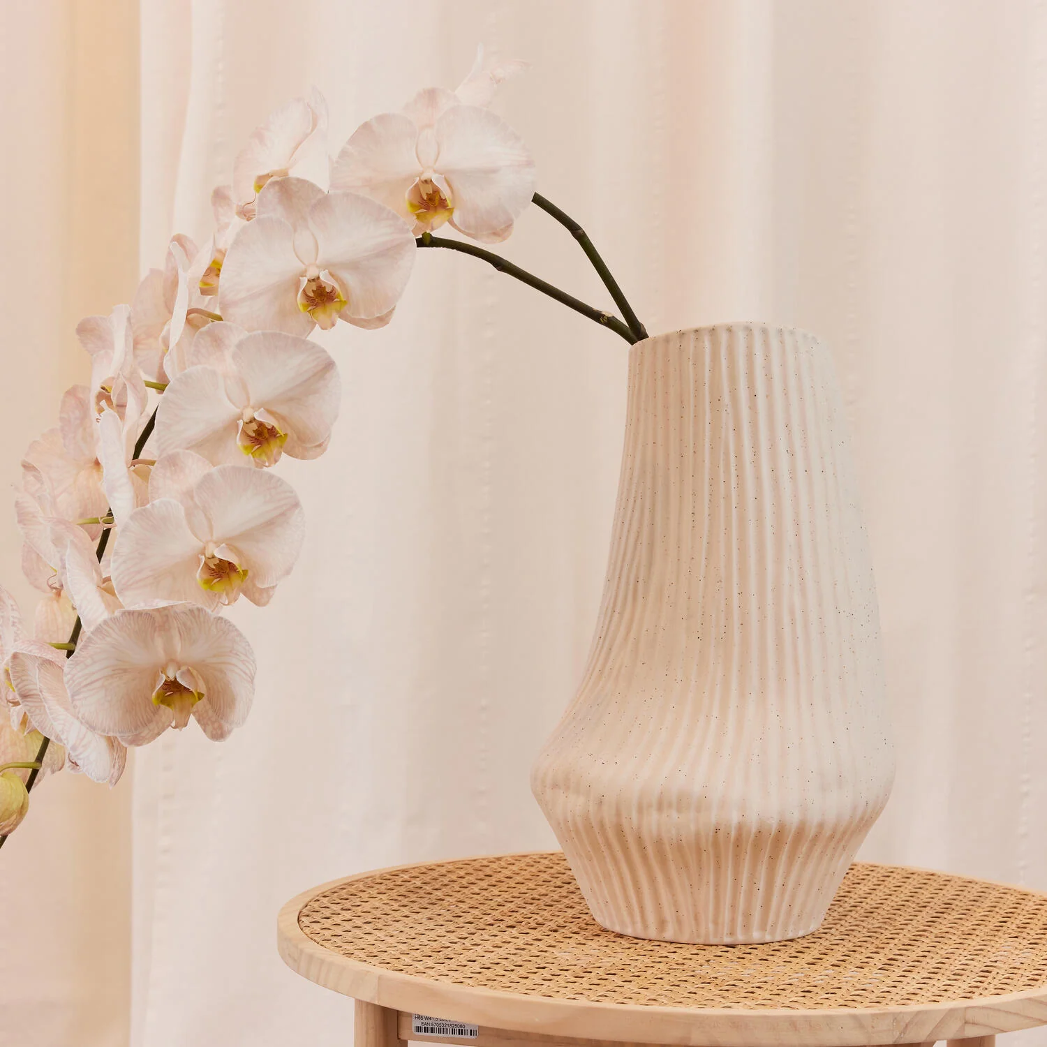 Bahne Interior  Vertical Grooves vase - H36 cm.