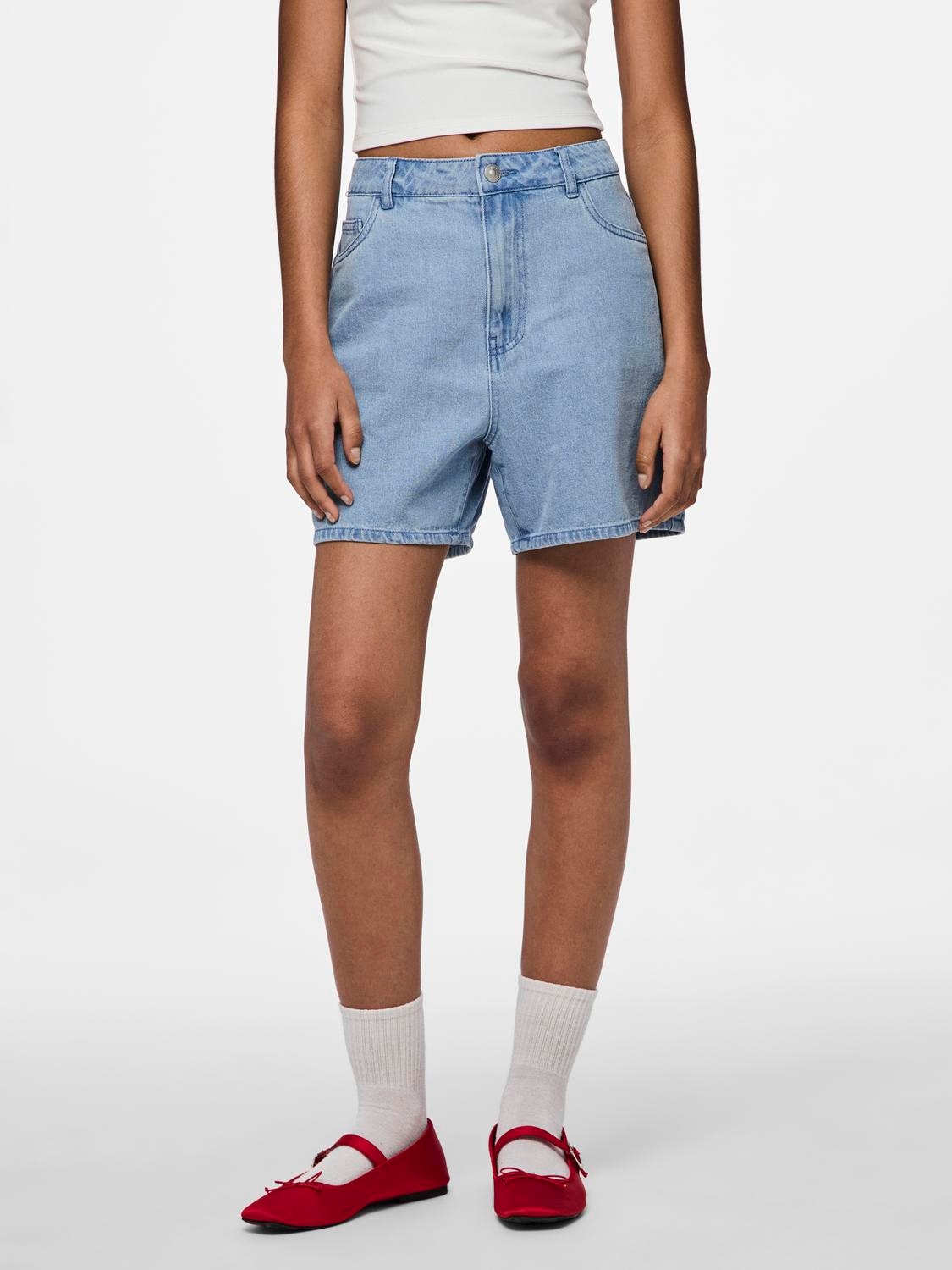 pieces Jeansshorts »PCABBI MW SHORTS NOOS«
