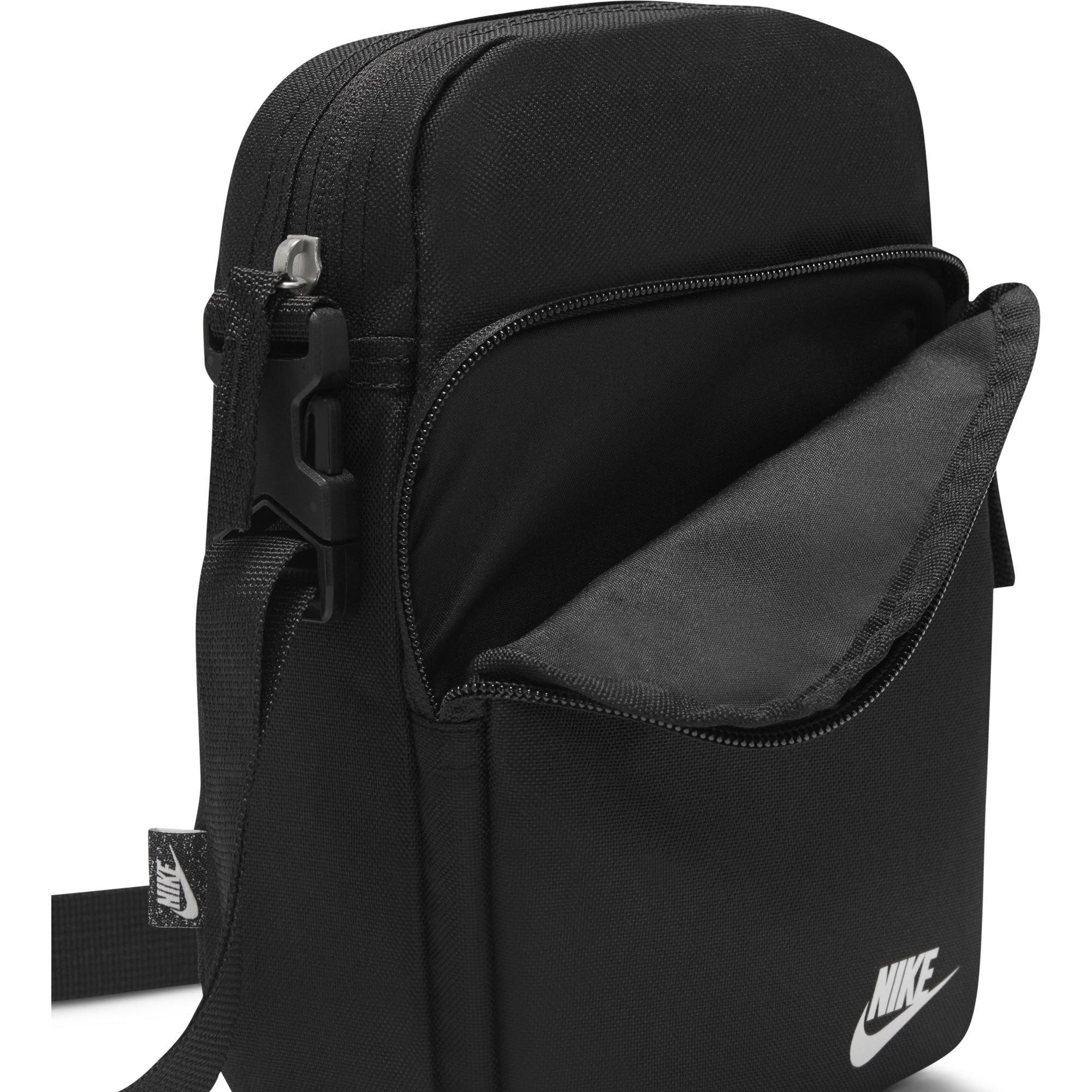 Nike Heritage Crossbody Bag