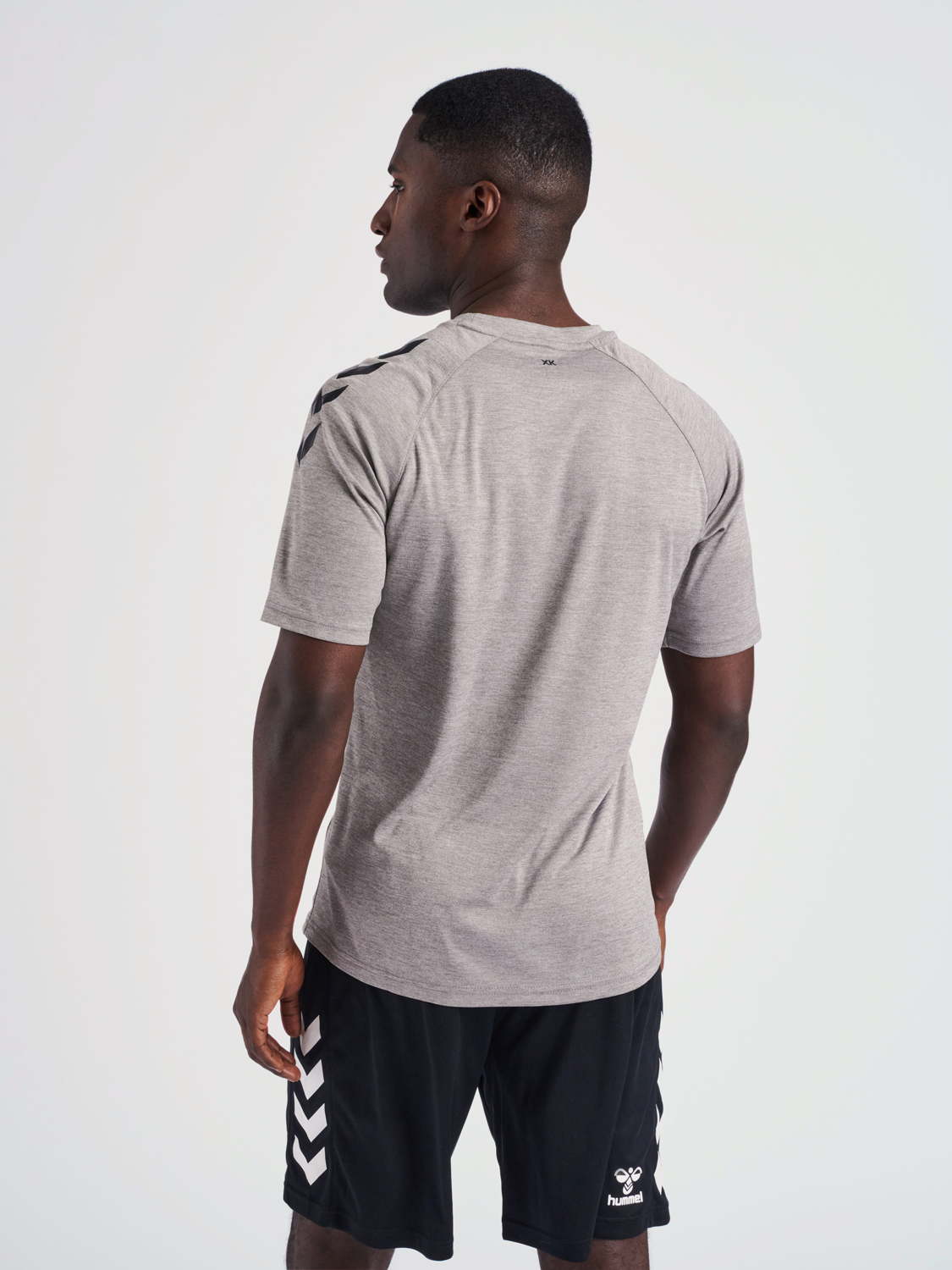 hmlCORE XK CORE POLY T-SHIRT S/S