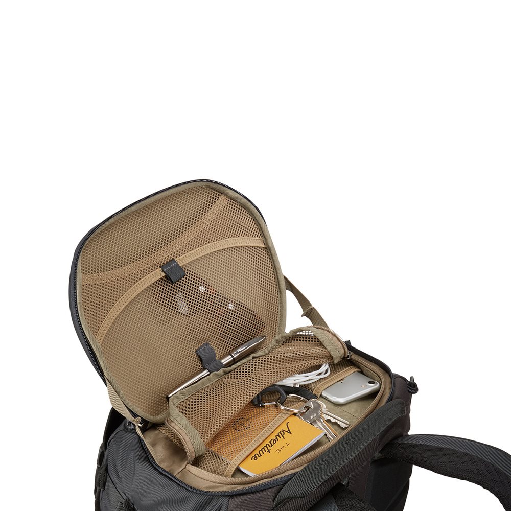 Thule Landmark 40L Women's Backpack dark bordeaux
