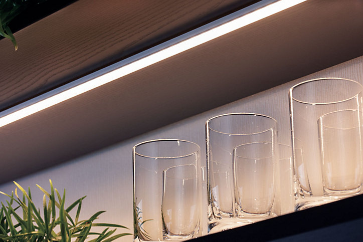 Profilé de strip LED Base IP20 aluminium anodisé, satiné Paulmann L.200 x H.9 x P.17cm