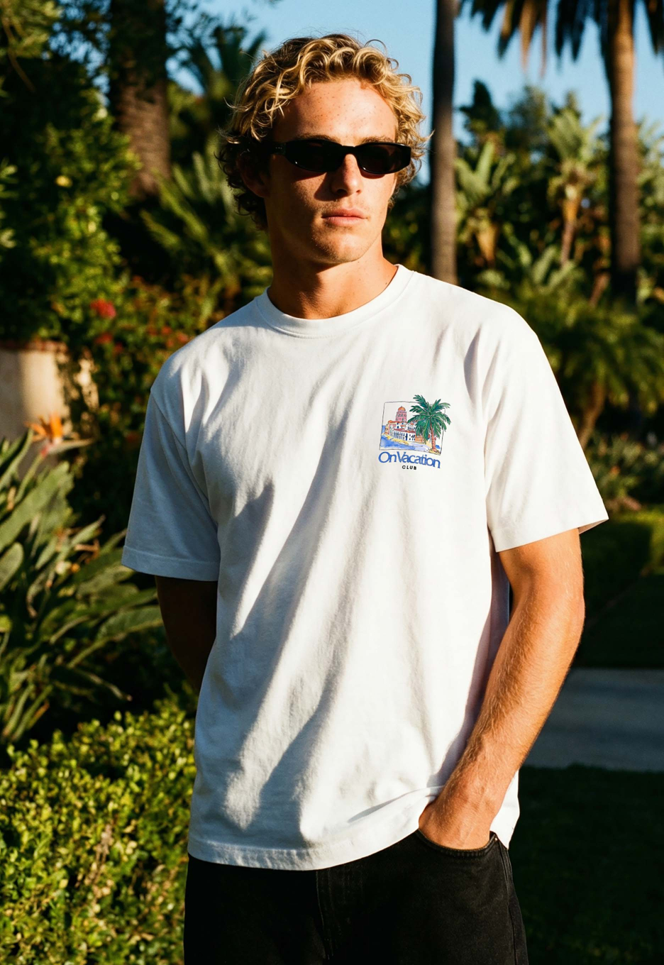 On Vacation Mucho Relaxo T-shirt