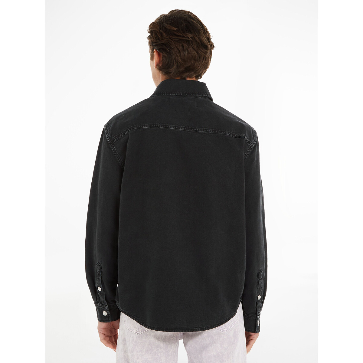 CALVIN KLEIN JEANS<br>Camisa em tecido resistente