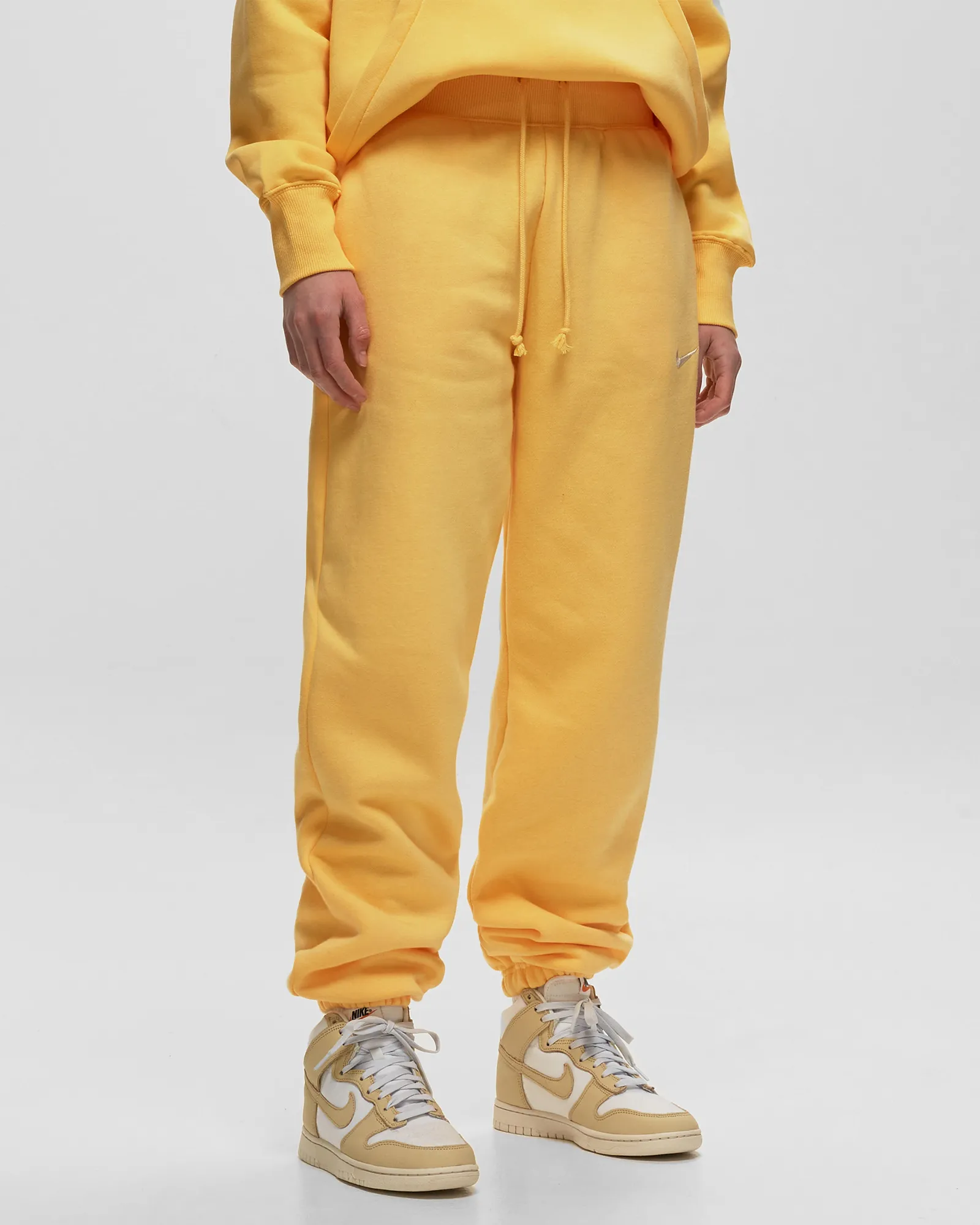 Nike WMNS Phoenix Fleece High-Waisted Oversized Sweatpants