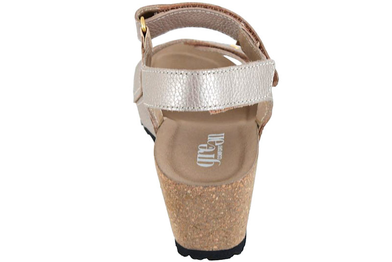 GREEN COMFORT WAVE SANDAL I CHAMPAGNEFARVET GLAT SKIND
