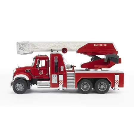 BRUDER® 2821 MACK Granite Feuerwehrleiterwagen mit Pumpe