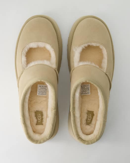 UGG W Bea Mary Jane Pantoletten in Beige