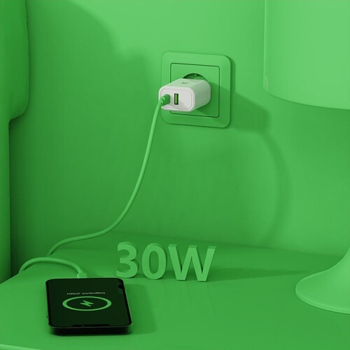 Chargeur pour téléphone mobile Xmoove Swift - USB-A et USB-C PD 30W