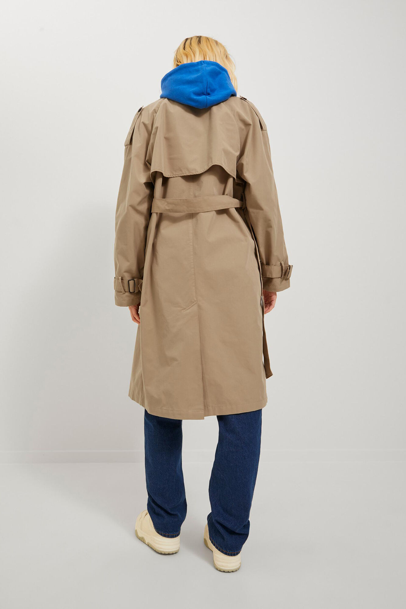 Trench coat maxi com cinto